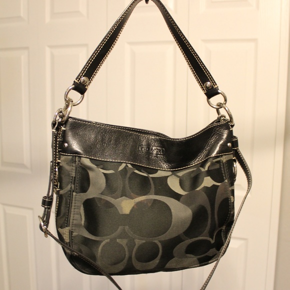 Coach Handbags - Coach Shoulder/Cross-body Hobo Purse